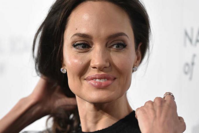 Der 11-jährige Sohn von Angelina Jolie zeigte Mamas Heimfoto