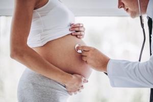 Intrahepatische Cholestase in der Schwangerschaft: Ursachen, Symptome und Behandlung
