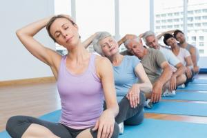 Wie wird man von Schmerzen in Osteochondrose durch Yoga befreien