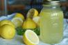 Wie wird man von Schmerzen in den Gelenken mit Hilfe von Zitronenschale befreien