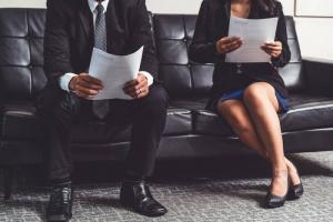 5 Wichtige Regeln: Wie Sie mit Ihrem Arbeitgeber über Gehalt reden