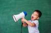 Welche Fehler von Erwachsenen die Sprachentwicklung von Vorschulkindern stark beeinflussen