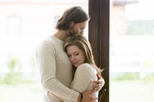 4 männliche Fehler, die auf weibliche Untreue führen