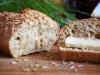 Wie ohne Kneten Haferflocken Brot zu kochen, und was seine Vorteile