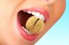 Die meisten schlechten Gewohnheiten, die die Zähne zerstören: Top 5
