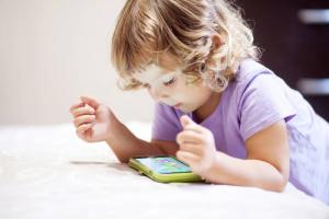 Gadgets sind nicht gefährlich für Kinder: Studie von Forschern