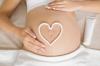 5 Fakten über dunkle Bauchstreifen während der Schwangerschaft