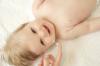 Mythen über Babykosmetik, an die fast alle Eltern glauben