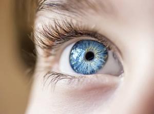 Wie Sehprobleme beim Kind erkennen: Beratung Augenarzt