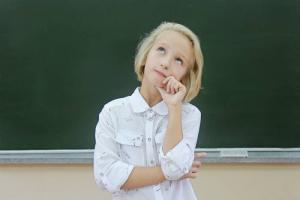 Top 7 Möglichkeiten, um Ihr Gedächtnis des Kindes und die Vorbereitungen für das neue Schuljahr in der Schule zu verbessern